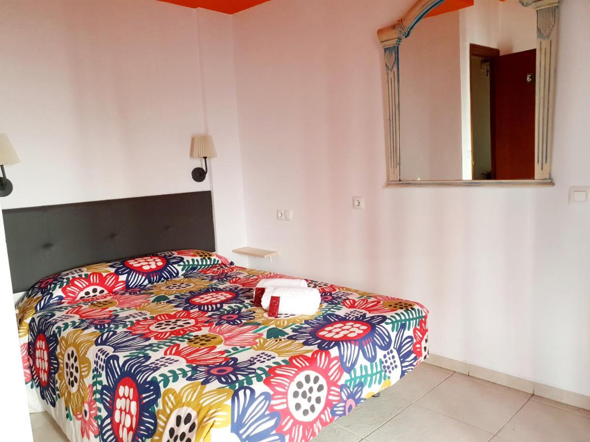 Хостел Arc House Ribera Only Adults Кордова Екстер'єр фото
