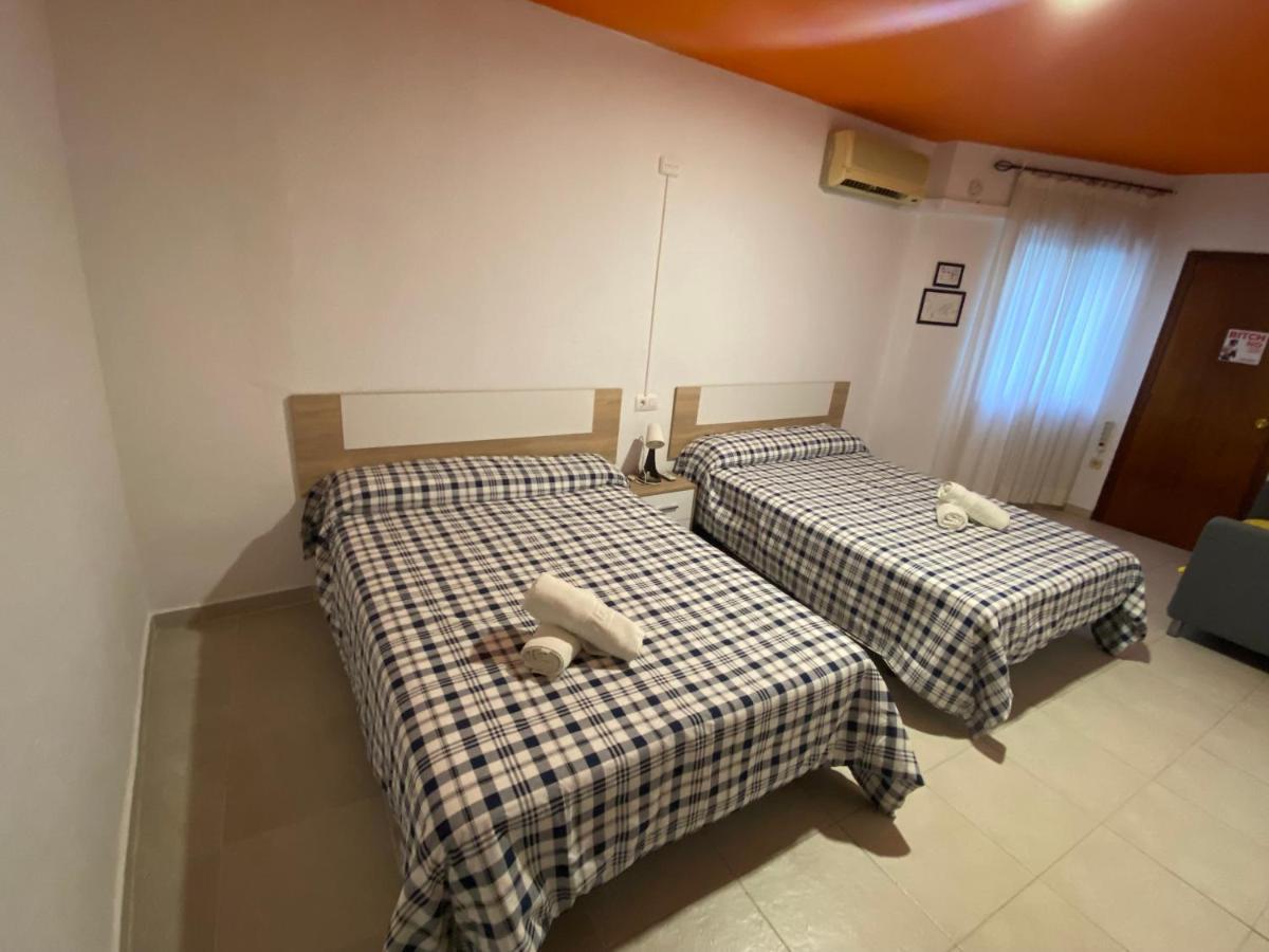 Хостел Arc House Ribera Only Adults Кордова Екстер'єр фото